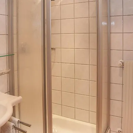 Appartementhaus Battisti アパートホテル 3*