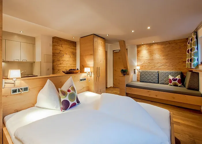 Aparthotel Appartementhaus Battisti 4*